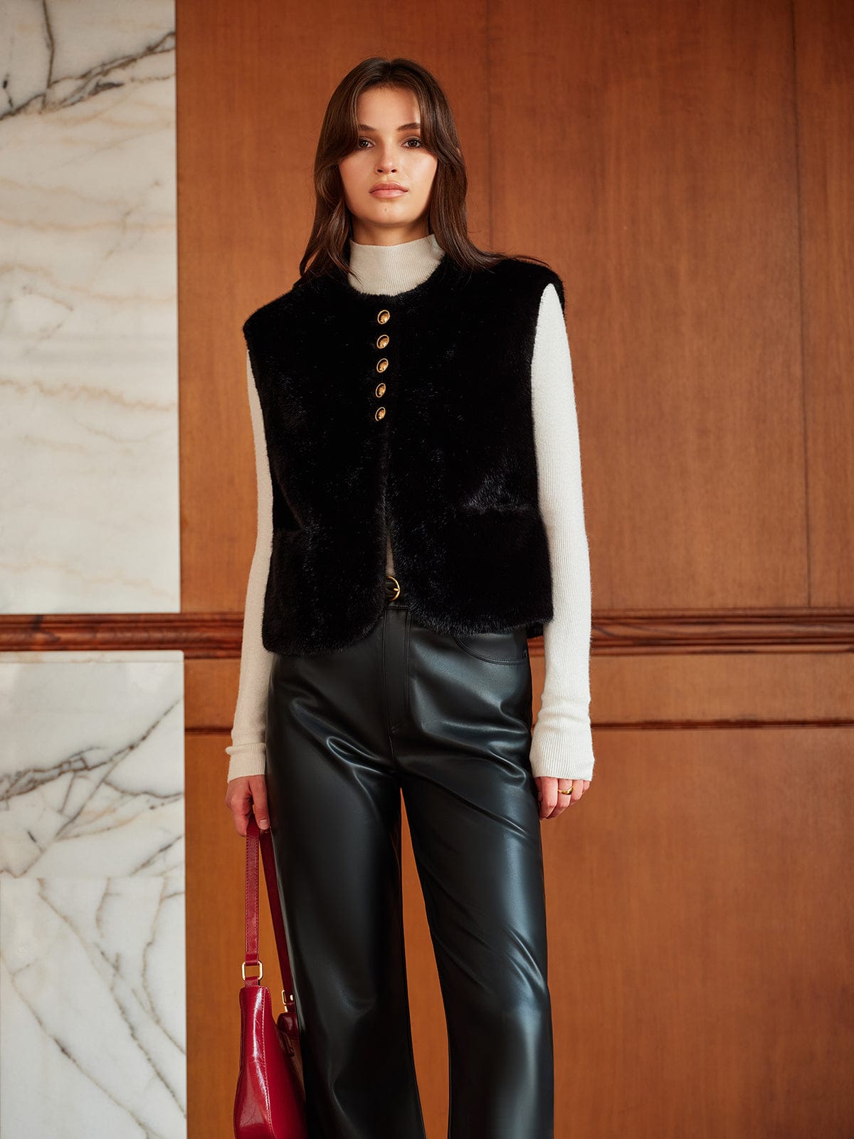 Gilet de fausse fourrure à col rond