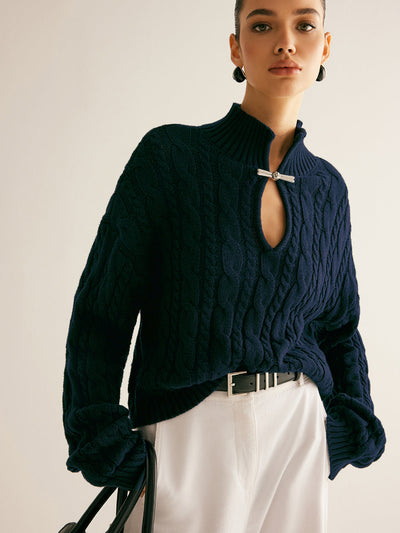 Kabelstrick-Pullover | Keyhole-Detail & Metallverschluss | Modern & Elegant