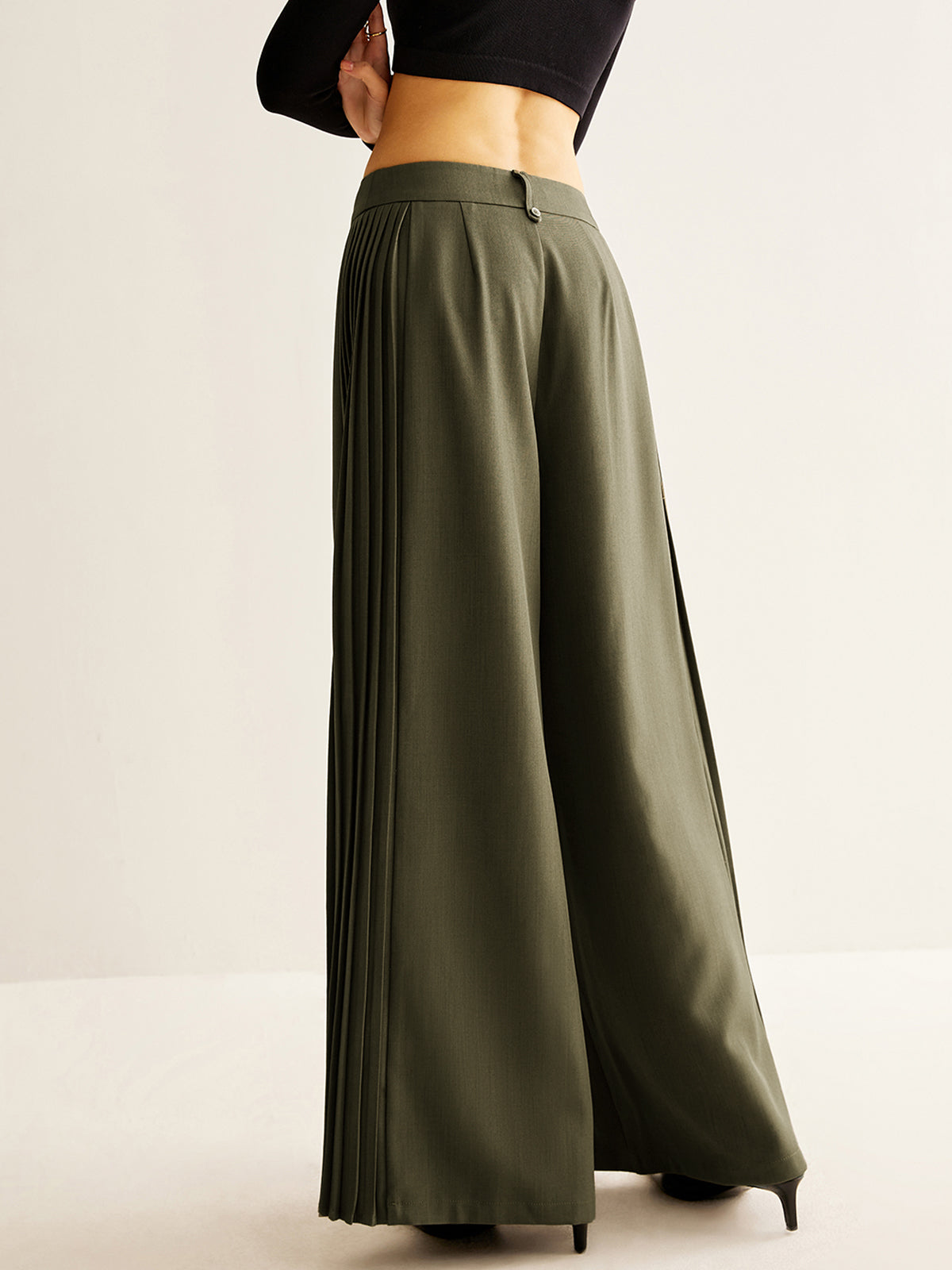 Elegante Wide-Leg-Hose | Falten-Detail & Hoher Bund | Modern & Raffiniert