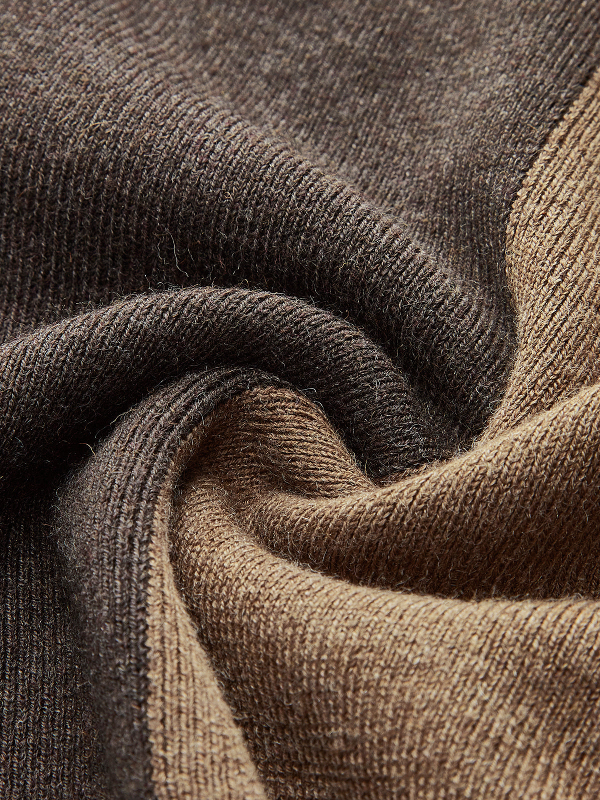 Kontrast-Pullover | Zweifarbiges Design & Figurbetonte Passform | Modern & Stilvoll