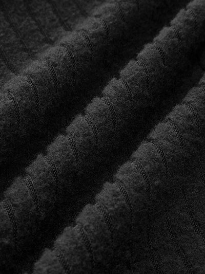 Gerippter Strickpullover | V-Ausschnitt & Taillierte Passform | Elegant & Vielseitig