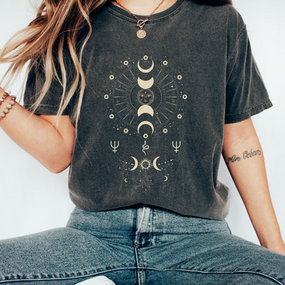 Lolita - Shirt mit einzigartigem Design, Blickfang