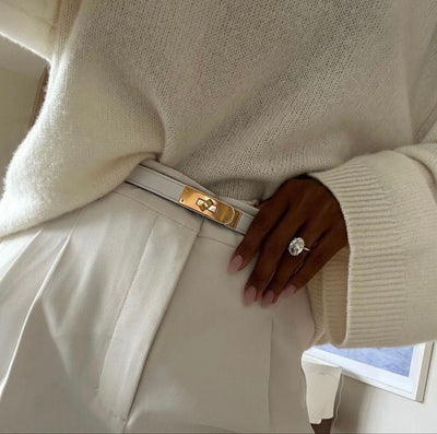 Luxuriöser Damen Taillengürtel – Elegantes Design mit Goldakzent