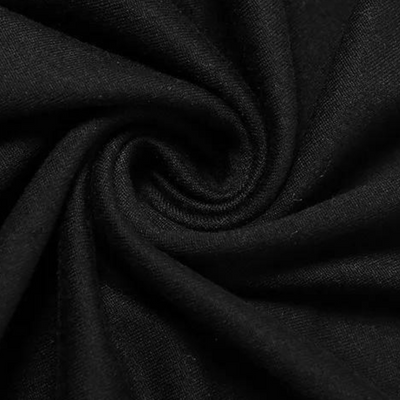 Elegantes Cut-Out Set | Körperbetonte Passform | Modernes Design