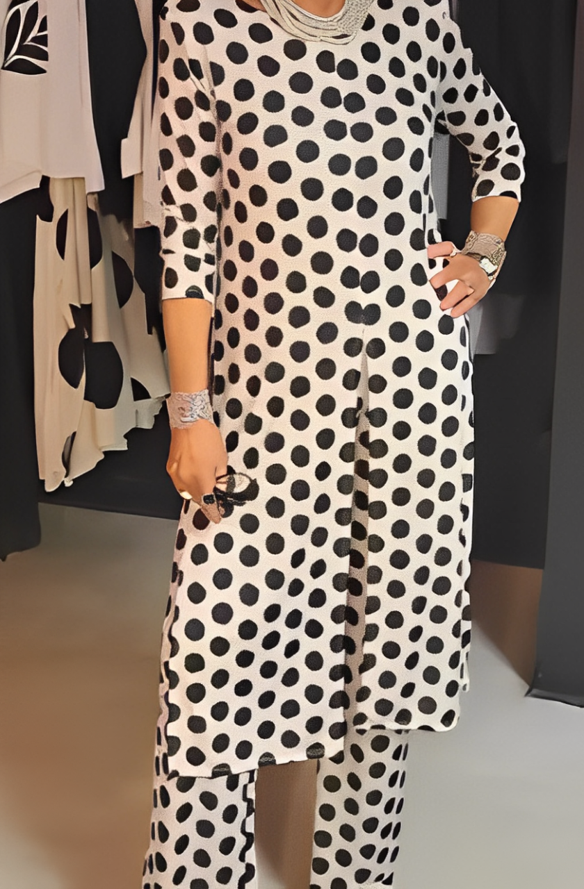 LILIANA | Komplettes Set aus 2 Teilen mit Punktemuster für legeren Stil und vielseitige Sommerlooks