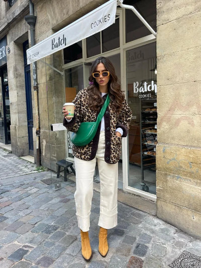 Oversized-Felljacke | Knopfleiste & Statement-Print | Kuschelige Eleganz