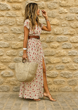 Justine – Florales Damen Maxikleid mit Schlitz in Rot