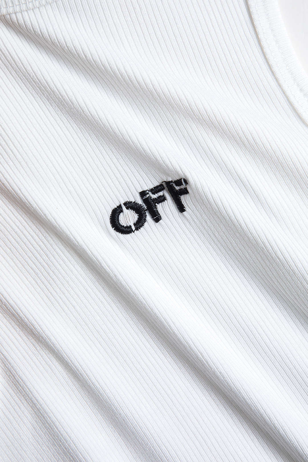 Henrietta | Weiß Geripptes Racerback-Crop-Top mit High-Neck-Ausschnitt