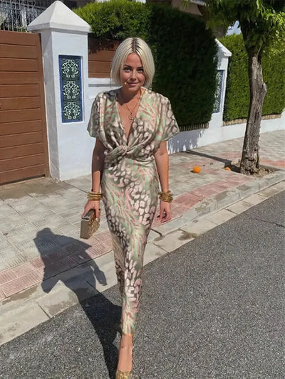 Verdrehter V-Ausschnitt Hochzeitsgastkleid