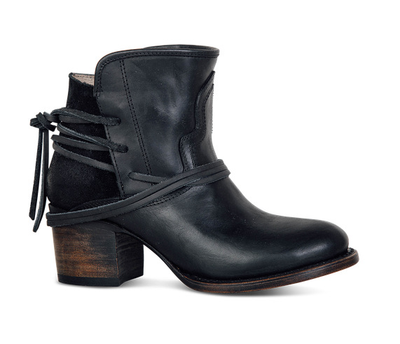 Elegante Stiefeletten mit Schnürdetails