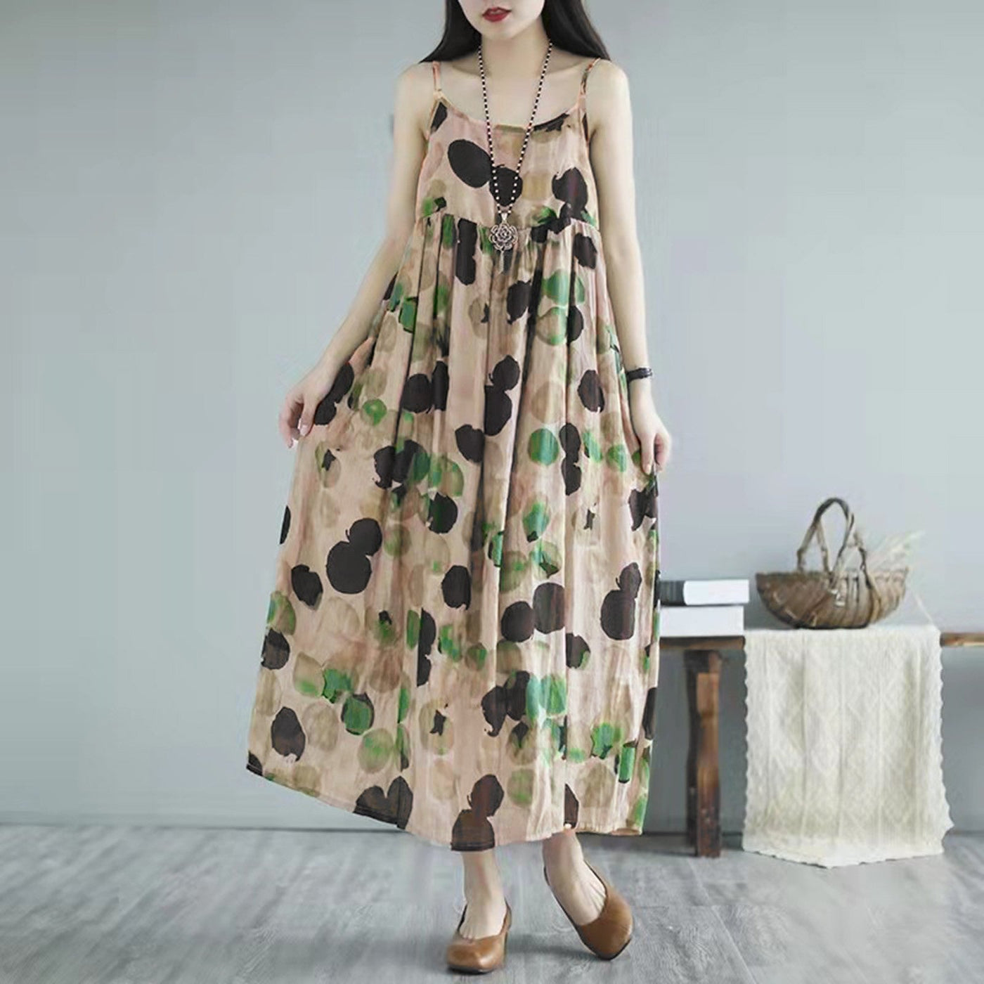 Avelena | Polka Dot A-Linie Slipdress