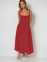 Figurbetontes Midikleid mit Quadrat-Ausschnitt | Damenmode in Rot