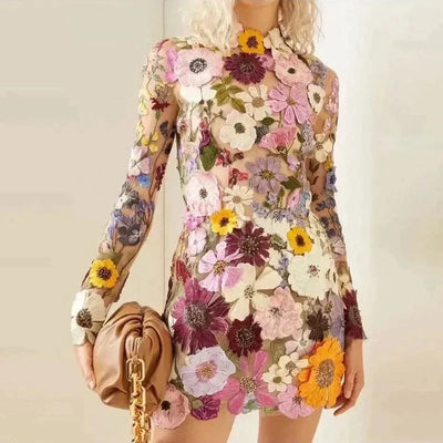 Uma - Floral Bestickte Kleid