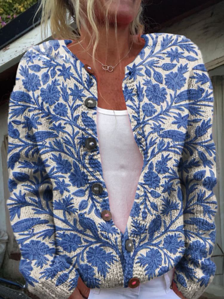 Florale Strickjacke mit elegantem Schnitt