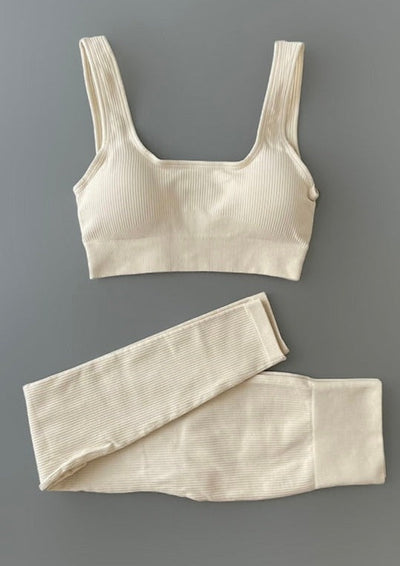 Nahtloses Sport-Set | Geripptes Oberteil & High-Waist-Leggings | Schlanke Passform