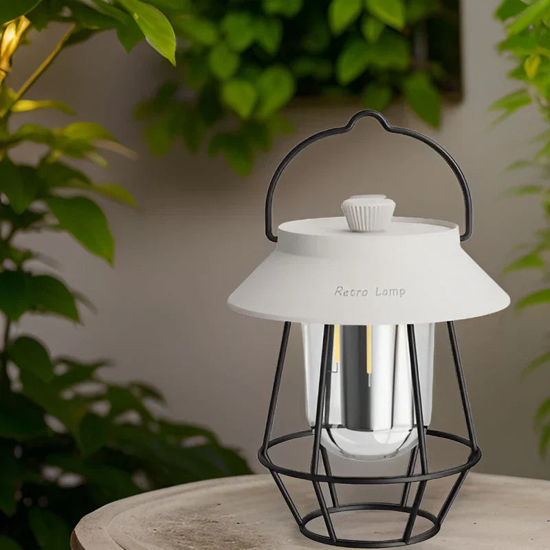 LumiCamp USB aufladbare LED Laterne