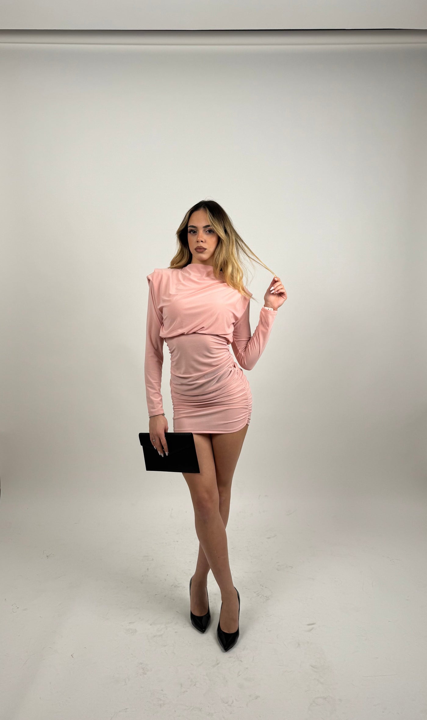 Figurbetontes Mini-Kleid | Feminine Eleganz | Raffinierte Details