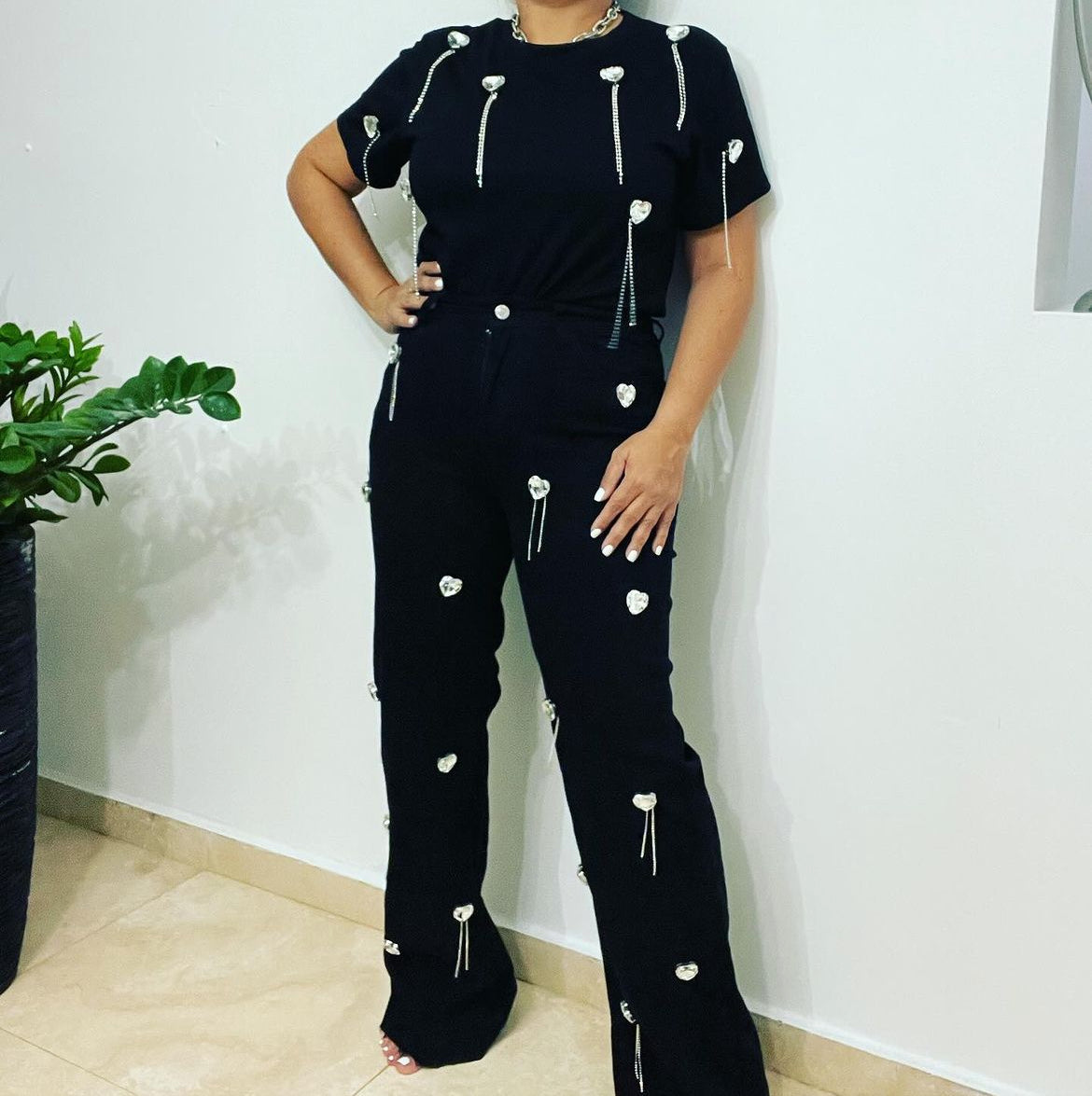 Julia - Schwarzer Jumpsuit mit silbernen Herzen