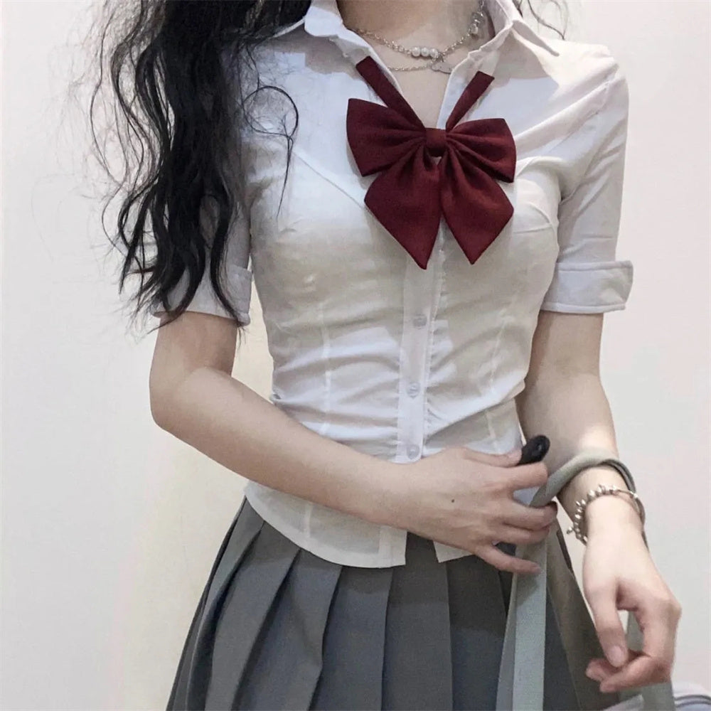 Avelena | Slim Fliege Schuluniform Bluse
