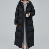 Langer Wattierter Mantel Mit Kapuze - Samantha in Schwarz