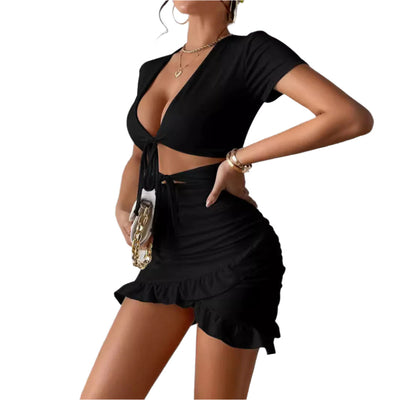 Queila - Innovative Minikleid mit Schnürung und Volantdesign