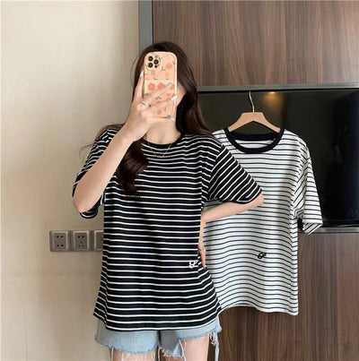 Femme Entspanntes Passform Gestreiftes T-Shirt Heidi-Mode