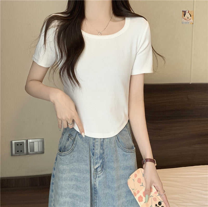 Femme Rippiertes Kurzes T-Shirt Heidi-Mode