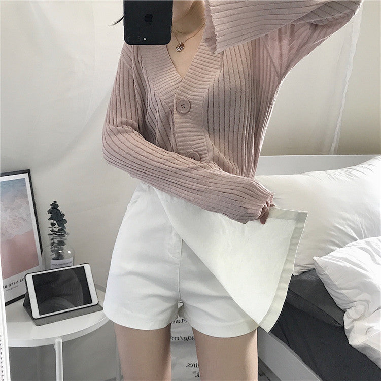 Femme Leichtgewichtig V-Ausschnitt Cardigan mit Glockenärmeln Heidi-Mode