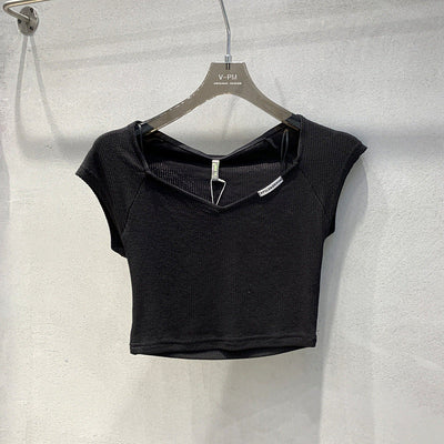 Femme Ripp Crop Top mit Übergroßem V-Ausschnitt Heidi-Mode