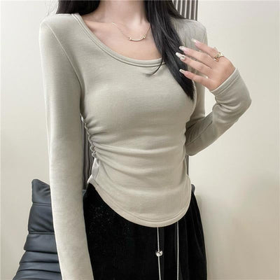 Damen Langarm Fitted Top mit Rundhalsausschnitt Detail Heidi-Mode