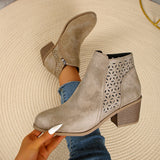 Damen nan knöchelhohe Stiefelette mit Laser-Cut-Perforation, seitlichem Reißverschluss und mittelhohem Blockabsatz Drune in Hellbraun