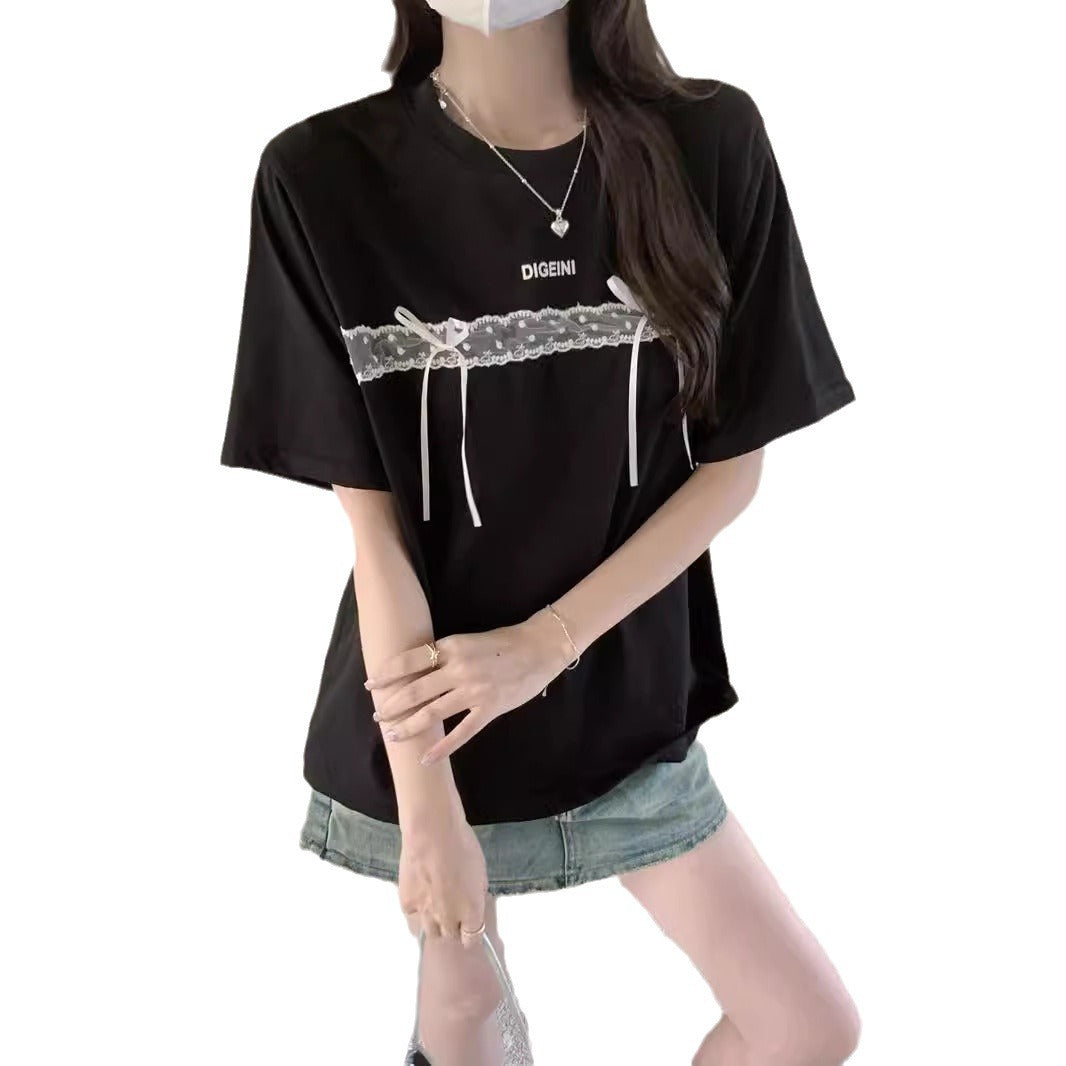 Femme Relaxed Fit Graphic T-Shirt mit dekorativem Spitzen-Detail Heidi-Mode