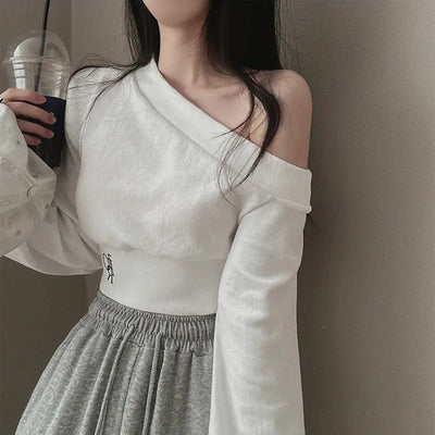 Femme Off-Shoulder Glockenärmel-Oberteil mit elegantem Taillenbund Heidi-Mode