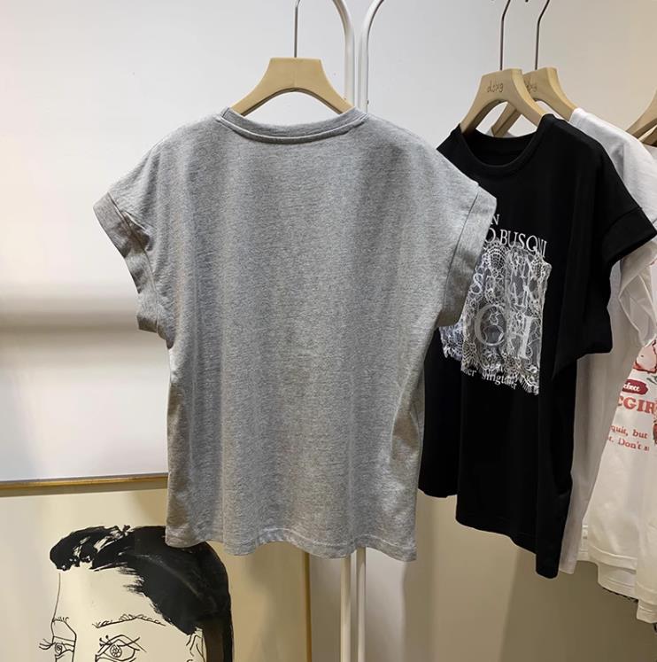 Femme Spitze Detail Grafik T-Shirt Heidi-Mode