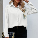Damen nan klassische Satinbluse mit verdeckter Knopfleiste und lässigem Hemdblusen-Schnitt Drune in Weiß