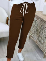 Damen nan taillierte Freizeithose mit Kordelzug und Umschlagbündchen Drune in Braun