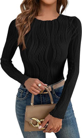 Damen nan figurbetontes Rippstrick-Longsleeve mit Wellendetail und Rundhalsausschnitt Drune in Schwarz