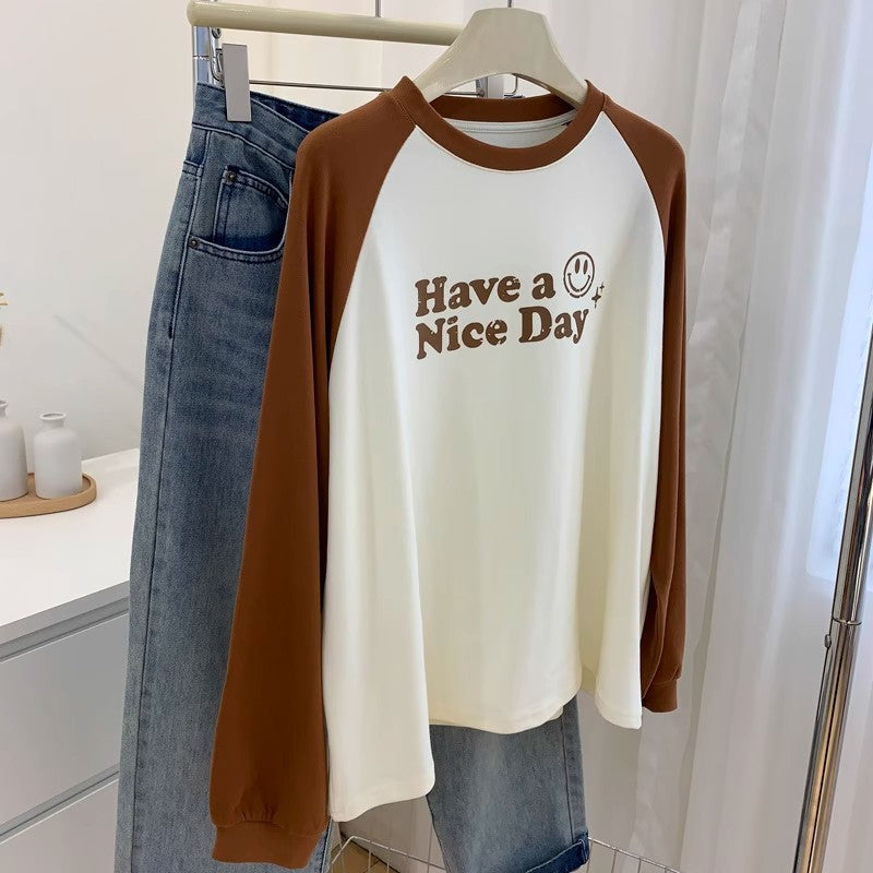 Femme Grafik Langarm-T-Shirt mit Fröhlichem Print Heidi-Mode