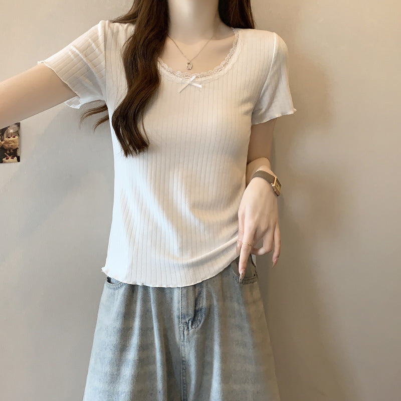 Femme Spitzenbesetztes Rippoberteil Heidi-Mode