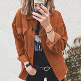 Damen nan Oversize Cordjacke mit aufgesetzten Taschen und klassischer Knopfleiste Drune in Orange