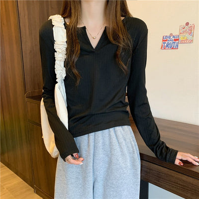 Femme Ripp Longsleeve V-Ausschnitt Top mit eleganten Falten Heidi-Mode