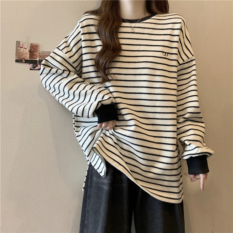 Femme Relaxed Gestreifter Rundhalsausschnitt Sweatshirt Heidi-Mode