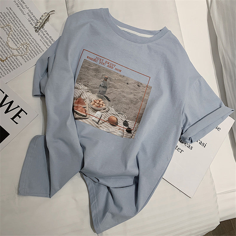 Femme Graphic Tee mit Relaxed Fit Design Heidi-Mode