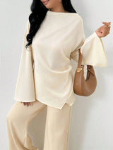 Damen nan oversized Satin-Tunika mit U-Boot-Ausschnitt und weiten Trompetenärmeln Drune in Apricot