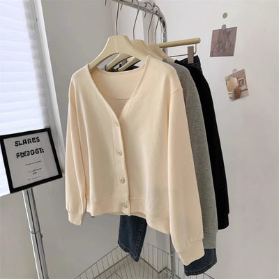 Femme Weicher Strickknopf-Oben Cardi Pullover Heidi-Mode