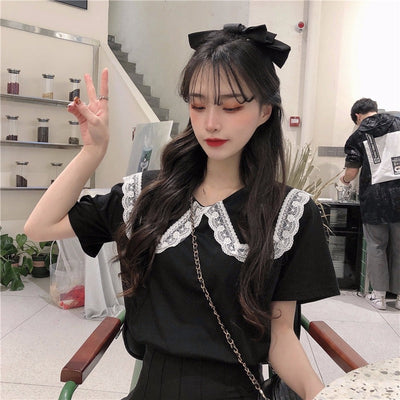 Femme Spitzenbesetzter Kragen T-Shirt Heidi-Mode