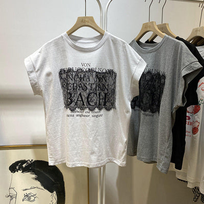 Femme Spitze Detail Grafik T-Shirt Heidi-Mode