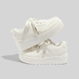 Damen Stilvolle Schnürbare Rosa Ledersneaker Mit Plateausohle in Beige