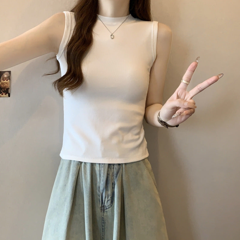 Femme Slim Fit Mock Neck Gerippter Tanktop Heidi-Mode