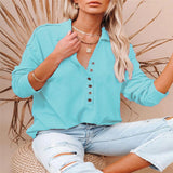 Damen nan lässiges Waffel-Polohemd mit Henley-Knopfleiste und überschnittener Schulter Drune in Himmelblau